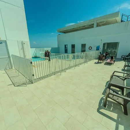 Emblematico Floor 16 Cerca Al Mar